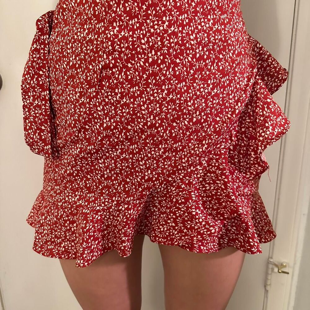 Shein Women's Red and White Skirt
